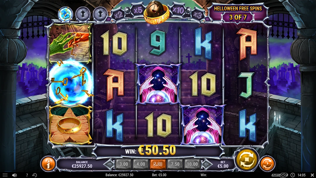 Bonus and gameplay Helloween casino slot