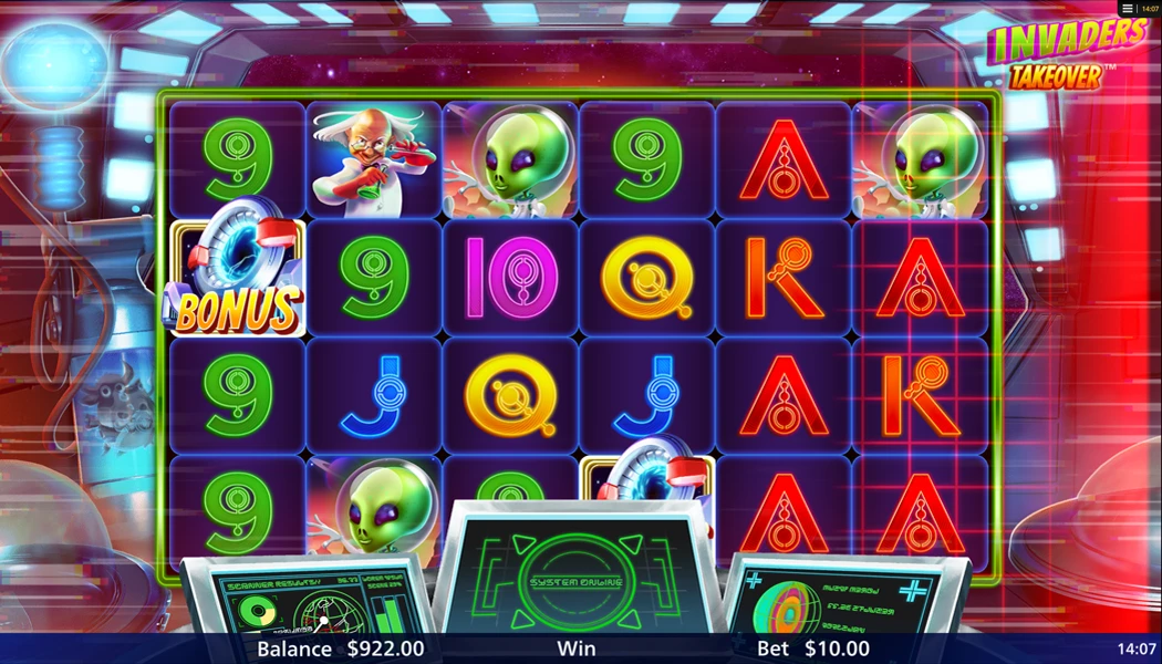 Gameplay and Bonus Invaders Takeover slot machine